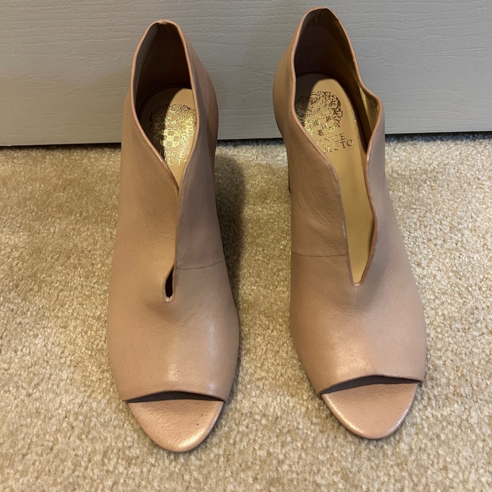 Vince Camuto heels
